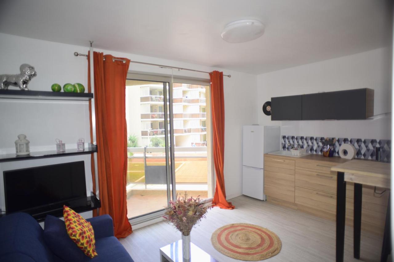 Studio Pop Canet En Roussillon Exterior photo